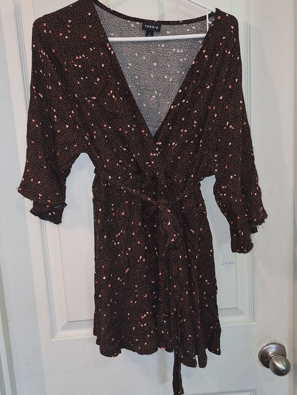 Torrid Brown Hearts V-Neck Wrap Top Size 1